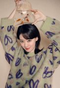 张小斐兔耳朵毛衣是什么牌子的？多少钱？