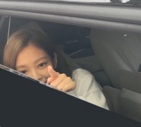 Jennie为什么叫普普姐、小年、夹心饼干