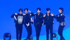 jelly pop是哪个团的歌？jelly pop音译歌词