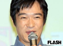 堺雅人在日本演艺圈的地位，略低于木村拓哉和福山雅治
