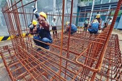 香港扎铁工是做什么的，女子在香港扎铁四年还清170万债务