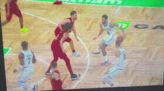 杰伦布朗为什么能拿这么大合同？NBA历史目前最大五份合同盘点