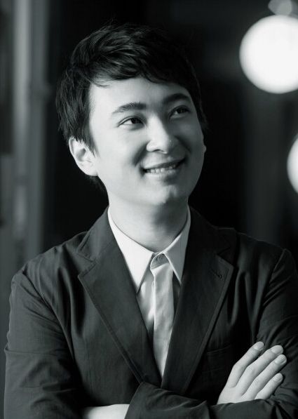 王健林后悔太早把王思聪送出国：当时潮流