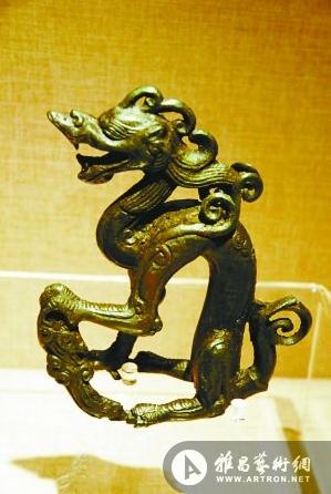 金代铜坐龙