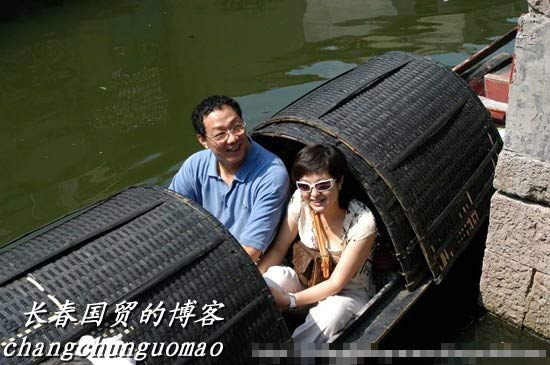 点击进入下一页