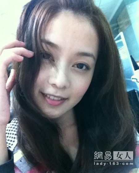 周渝民恋情终曝光 前度女友个个是美女