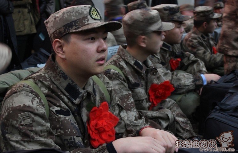 士兵退役后还能再次入伍吗?再次入伍的年龄有什么限制
