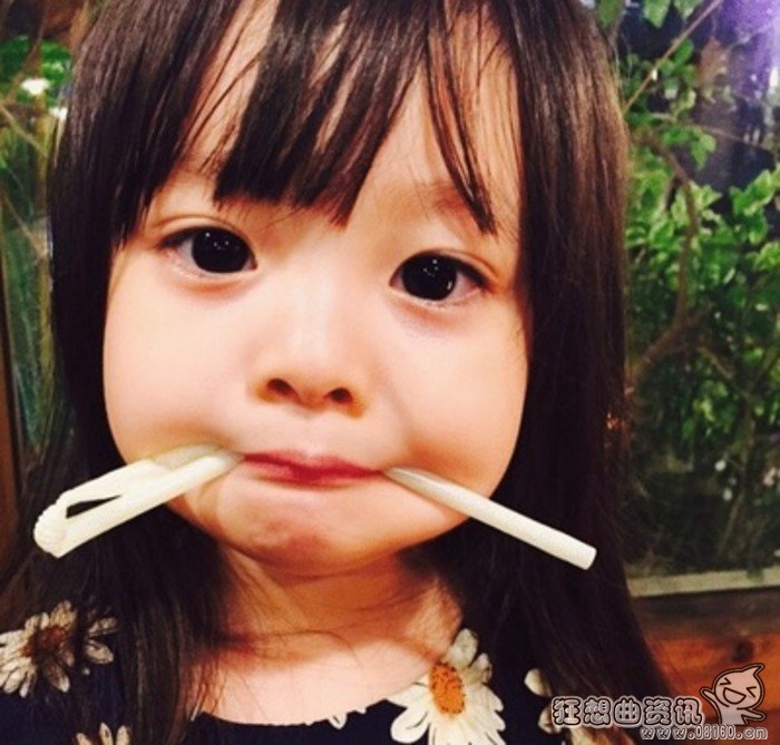 可爱的梨涡妹妹父母是谁?梨涡妹妹金在恩可爱表情包