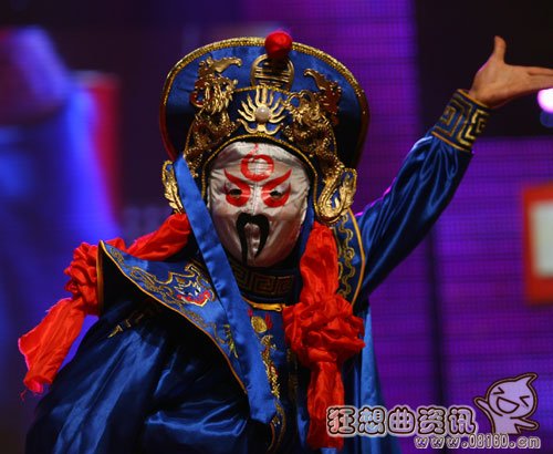关于变脸戏是怎么变脸的，揭秘川剧变脸的由来