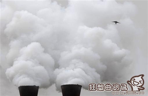 造一吨水泥排放多少二氧化碳，水泥的主要成分是什么