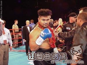 大卫图阿击倒刘易斯视频，大卫图阿厉不厉害？