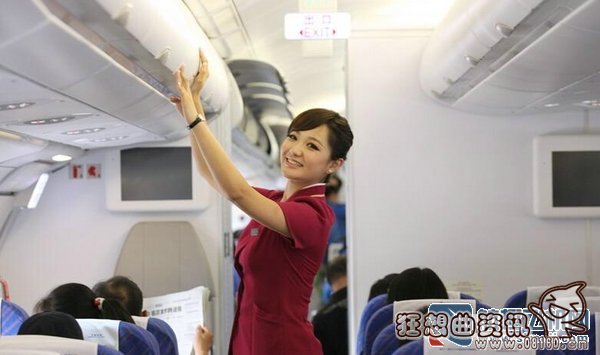 空姐的生活真实情况很辛苦，空姐的工资待遇怎么样