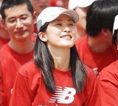 揭秘身价过亿美女帅哥富豪 <wbr>年轻貌美单身者必看