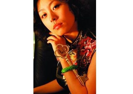 揭秘身价过亿美女帅哥富豪 <wbr>年轻貌美单身者必看