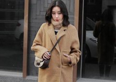 女生叫你大叔和欧巴哪个更亲密，男生喜欢被叫阿加西吗？