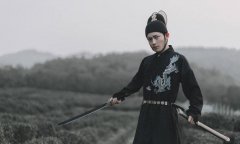 曳撒和飞鱼服的区别有哪些，飞鱼服的颜色等级是怎样划分的？