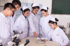 男护士一般工资多少钱，他们一般在什么科室？