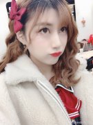 snh48徐晨辰为什么糊了不能进圈，她有女友是个石锤的les？