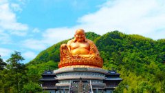 梵净山为什么是弥勒菩萨的道场，梵净山求什么比较灵？