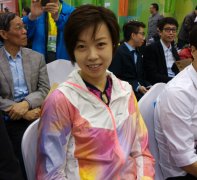 马龙打得过张怡宁吗，张怡宁坦言打不过男乒采访怎么说的？