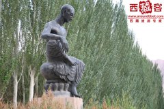 鸠摩罗什翻译的佛经有哪些？鸠摩罗什和艾晴的图片