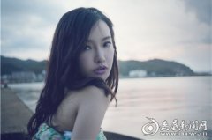 童菲和王晶是什么关系？王晶为什么力捧童菲？
