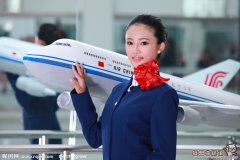 空姐的生活真实情况很辛苦，空姐的工资待遇怎么样