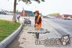 身家千万还在做环卫工，身价千万的人应该怎么生活