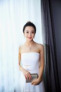 演员李依晓结婚了吗，叶璇狗咬李依晓谁赢了？