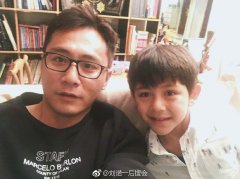 刘诺一在北京哪所小学，他妹妹刘霓娜为什么不说话？