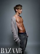 Super Junior成员利特半裸写真