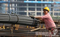 工地钢筋工工资多少钱一天？建筑工月薪过万是真的吗？