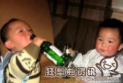 男童太小喝白酒险丧命，为什么不能让小孩喝酒?
