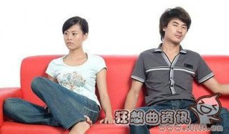 跟老公吵架了不说话怎么化解，夫妻吵架的原因是什么?