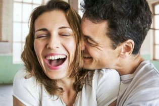 男女为什么不可以独处，男女为什么一定要结婚呢?