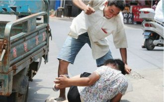 打老婆的男人一定要离婚吗?什么样的男人会打老婆?
