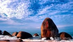 海南旅游必去十大景点，以及必吃的20大美食介绍