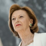 五个全世界最有钱的女人名单，第一名是玛利亚-凡科-费索罗