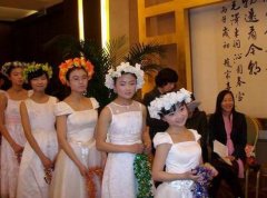 林妙可16最漂亮的泳装照片，林妙可多少岁就发育了？