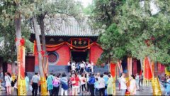 中国十大香火最旺寺庙名单，中国佛教著名十大寺庙盘点