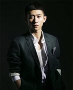 张一山是不是同性恋？张一山为什么不是当红小鲜肉