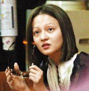 张韶涵家丑真相揭秘，盘点因钱反目的明星母女