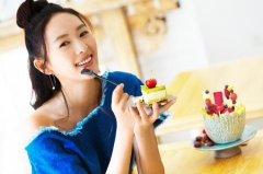 张默为什么打童瑶？张默是同性恋是真的假的