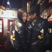 韩火火和周雨彤是什么关系，韩火火年龄多大了？