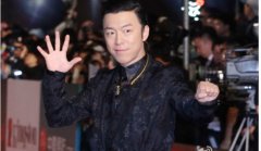 蔡康永人骑马马骑人什么意思？他为什么说金马奖是他家的