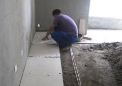 为什么说瓦工拿命赚钱？漂亮的女瓦工照片