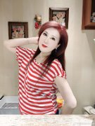 杨钧钧现在的照片，她为什么有钱？