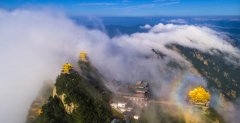 老君山对姓张姓李的免费真的吗，老君山为什么是分手山？