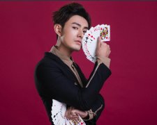 邓男子原名叫什么，邓男子老婆黄橙子资料照片
